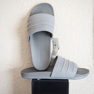 Size 7 Adidas Adilette Comfort - Slides